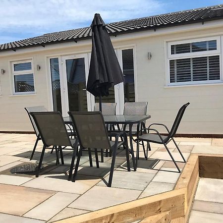 Mundesley Holiday Village Екстер'єр фото