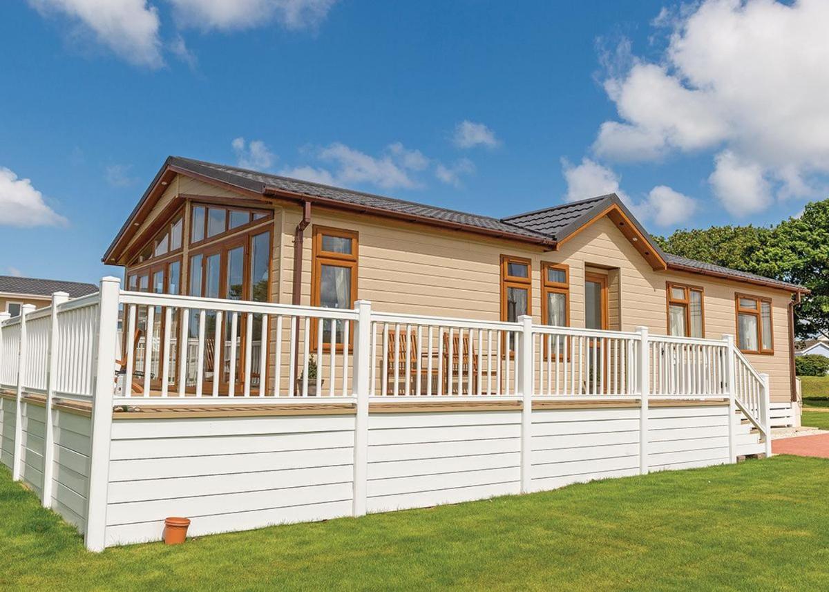 Mundesley Holiday Village Екстер'єр фото
