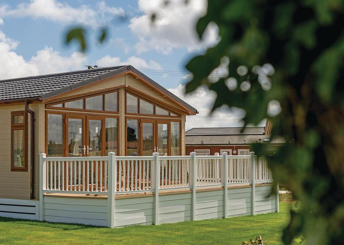 Mundesley Holiday Village Екстер'єр фото