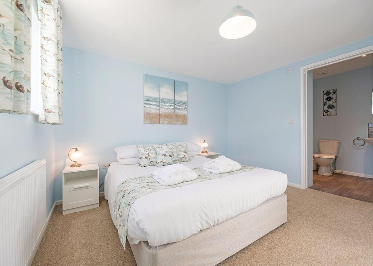 Mundesley Holiday Village Екстер'єр фото
