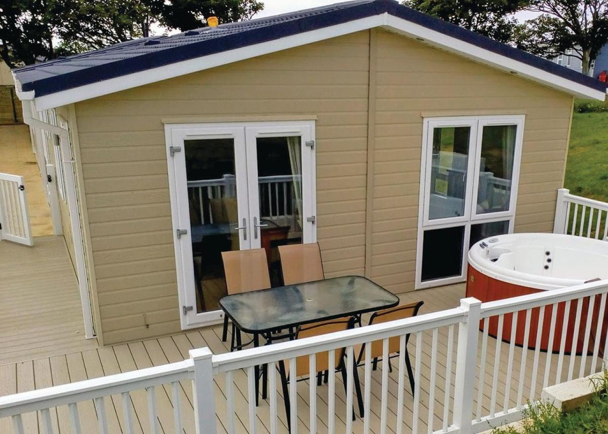Mundesley Holiday Village Екстер'єр фото